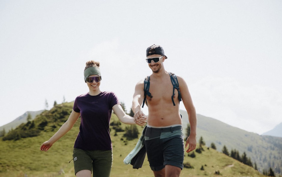 ...................................................