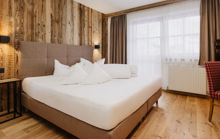 Gem&uuml;tliches Doppelzimmer im Hotel Dorfer in Gro&szlig;arl